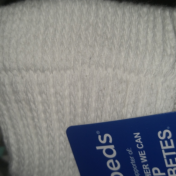 MediPeds Diabetic Full Cushion Quarter, Medium, White 2 Pair womens - Picture 5 of 5